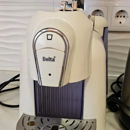 Beco's House - Suits