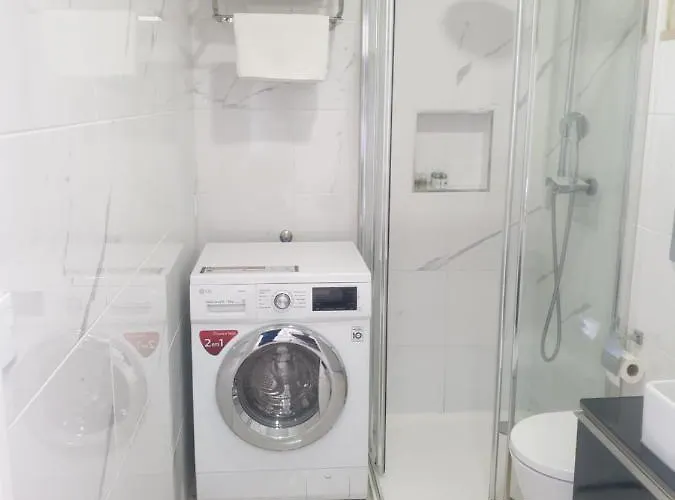 Beco's House - Suits Apartment